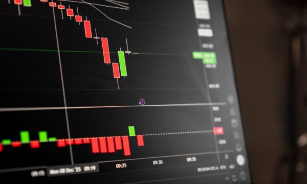 해외선물 미니계좌 투자 환경을 혁신하는 AI 기반 스마트 중개 플랫폼
